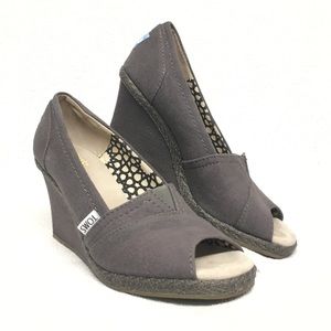 TOMS Wedge Peep Toe Gray Canvas